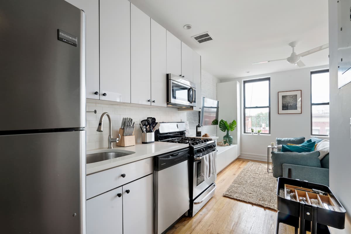 The Greenpoint House: (Image 1)